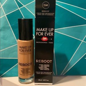 Make Up For Ever Reboot Active Care-In-Foundation